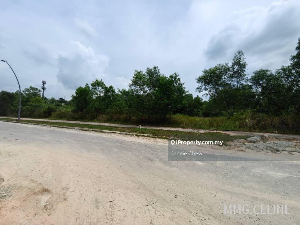 Shah Alam Elmina East medium industrial freehold land got access road