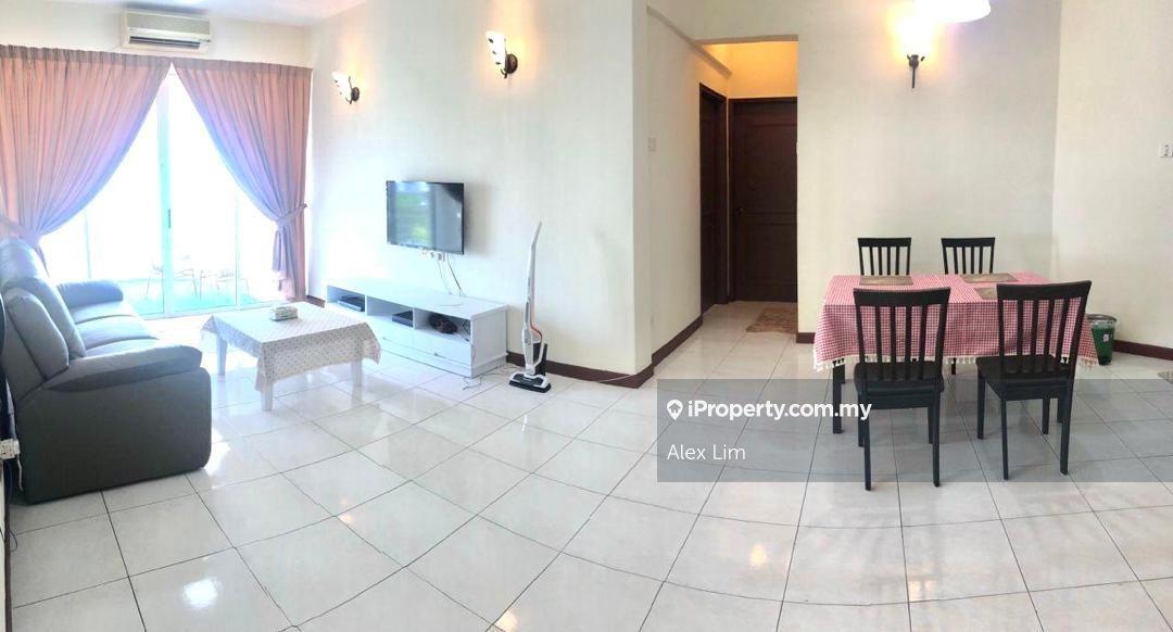 Gold Coast Condominium For Rent !!