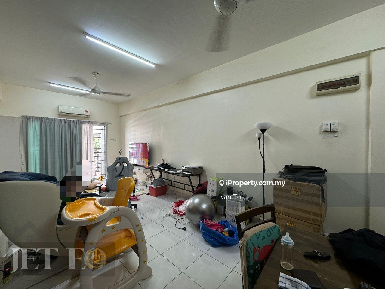 Apartment Pangsapuri Damai at Taman Sri Muda, Shah Alam for Sale