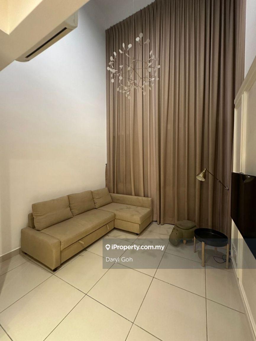 Bachelor type loft unit, full furnished
