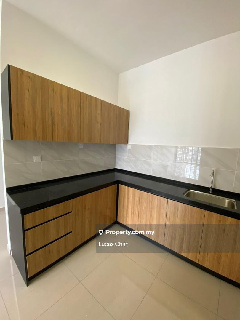 Area Specialist Many Type Unit On Hands Feel Free To Check With Us