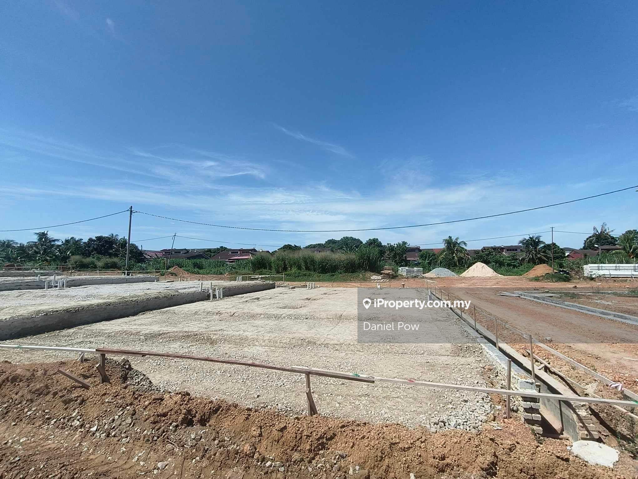 Rizab Melayu Hakmilik Kekal 1 Tgkt Semi D (44'x73')Bukit Rambai Melaka