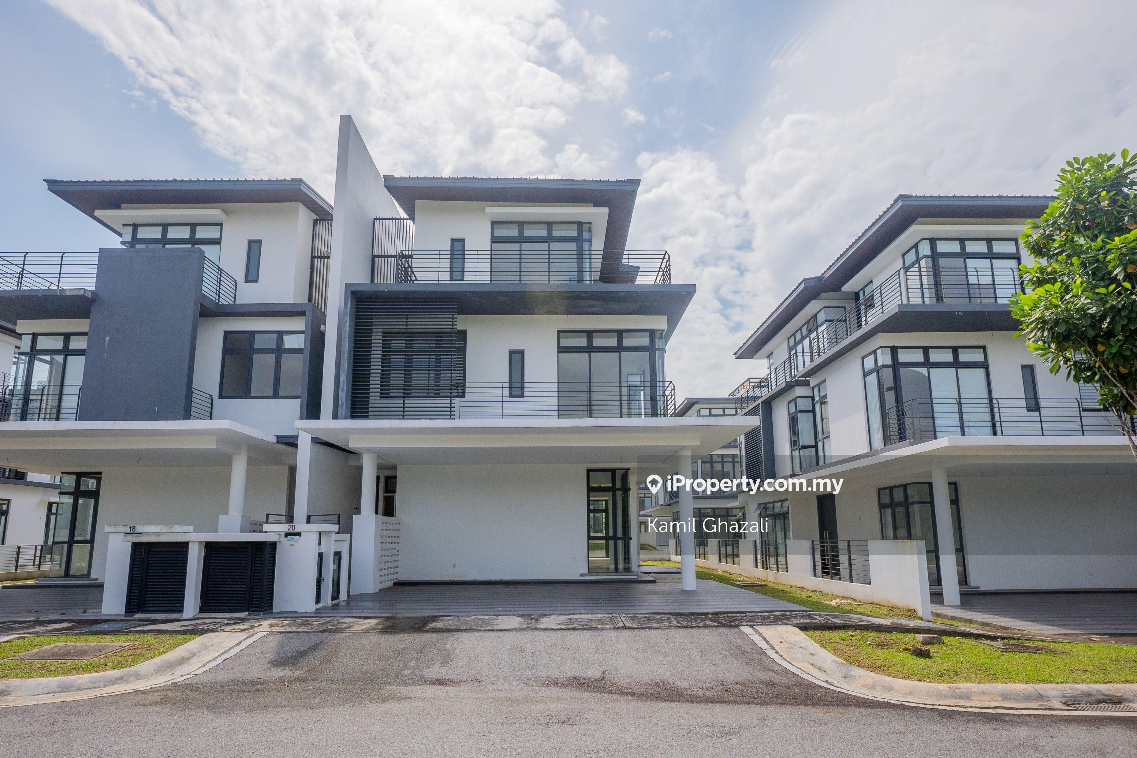 New Modern Design 3 Storey Semi-D @ Presint 12