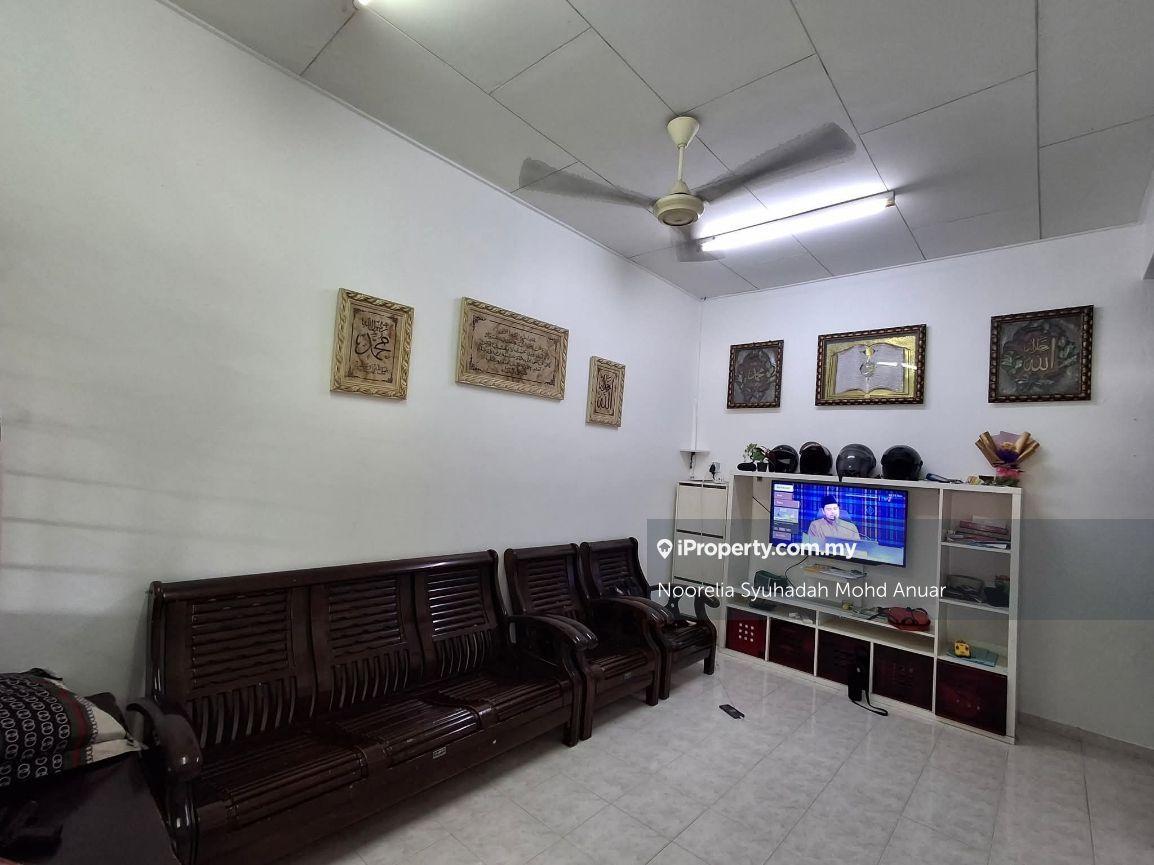 Rumah Teres Setingkat untuk Dijual, Melaka, Tanjong Minyak