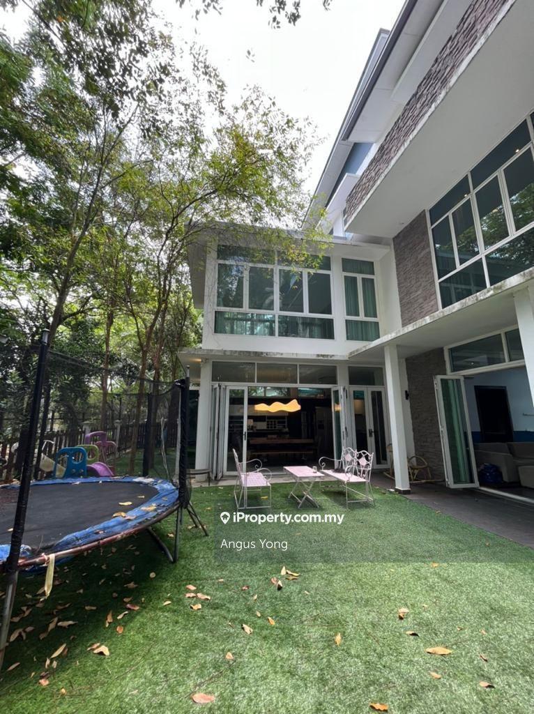 3 storeys Super Bungalow with lift & Swimming Pool! Limited Stock!