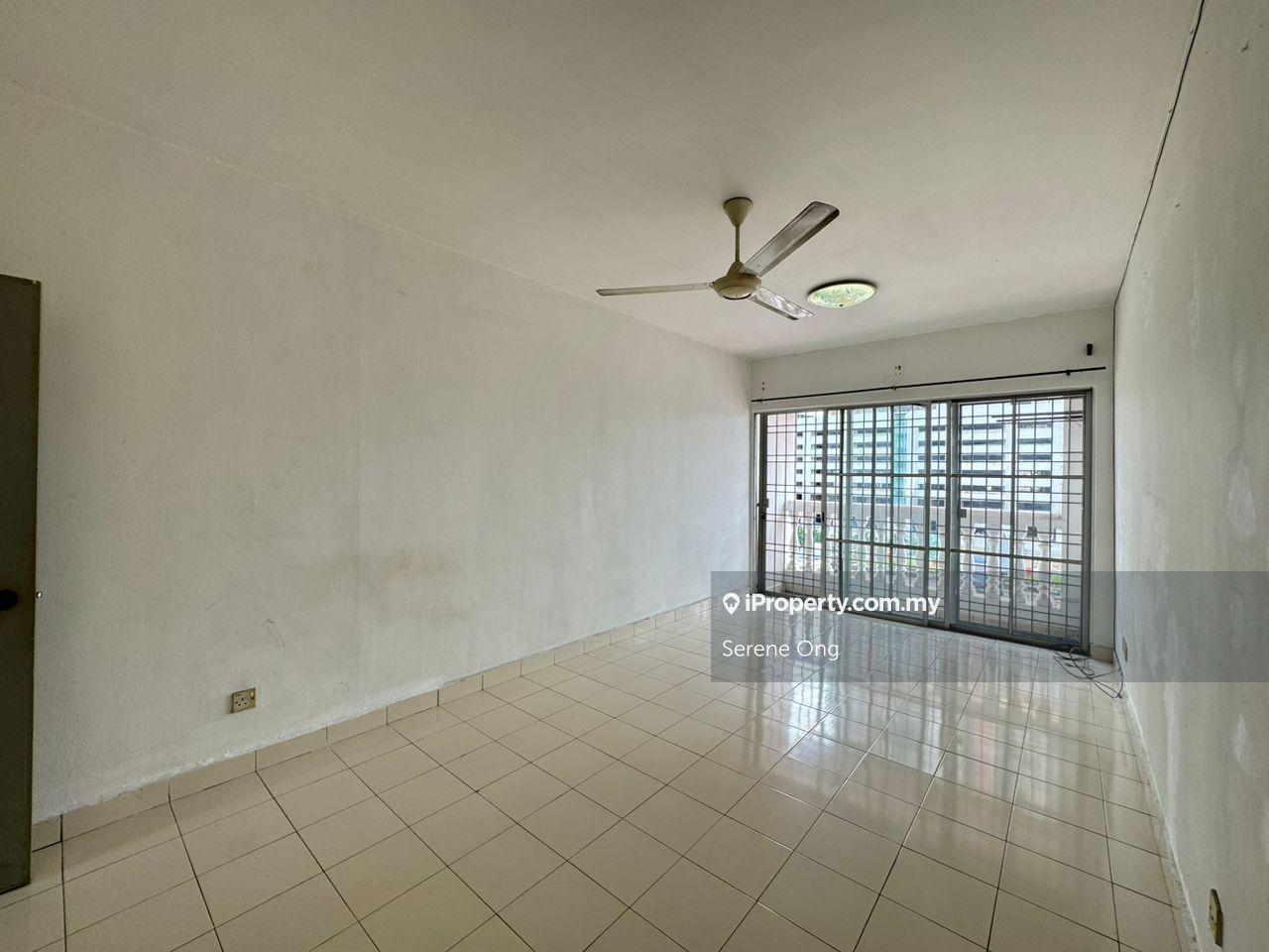 Kota Damansara Palma Puteri Apartment 1st floor unit for Sale