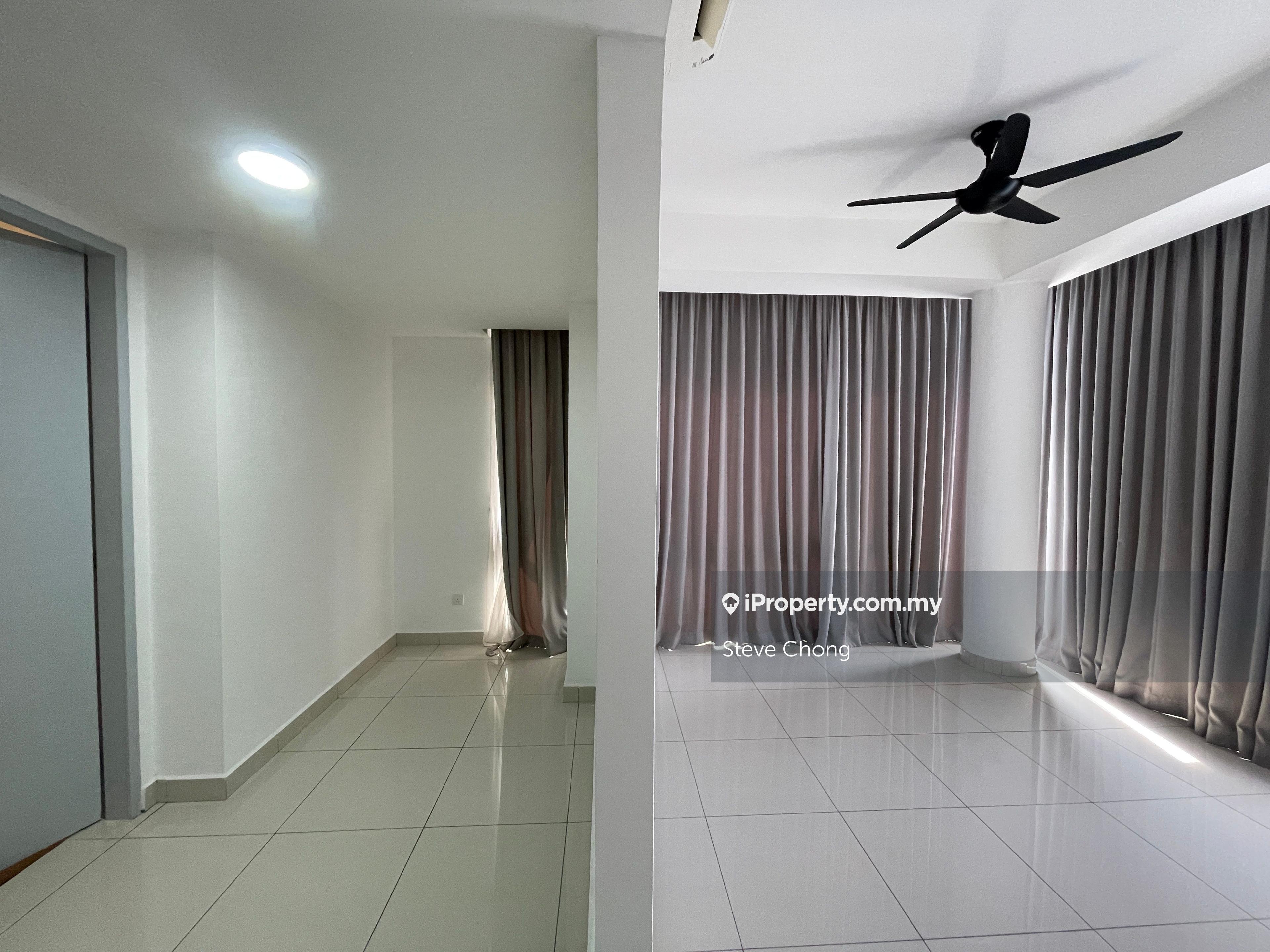 Freehold, brand new, low density, excellent accessibility, mature area