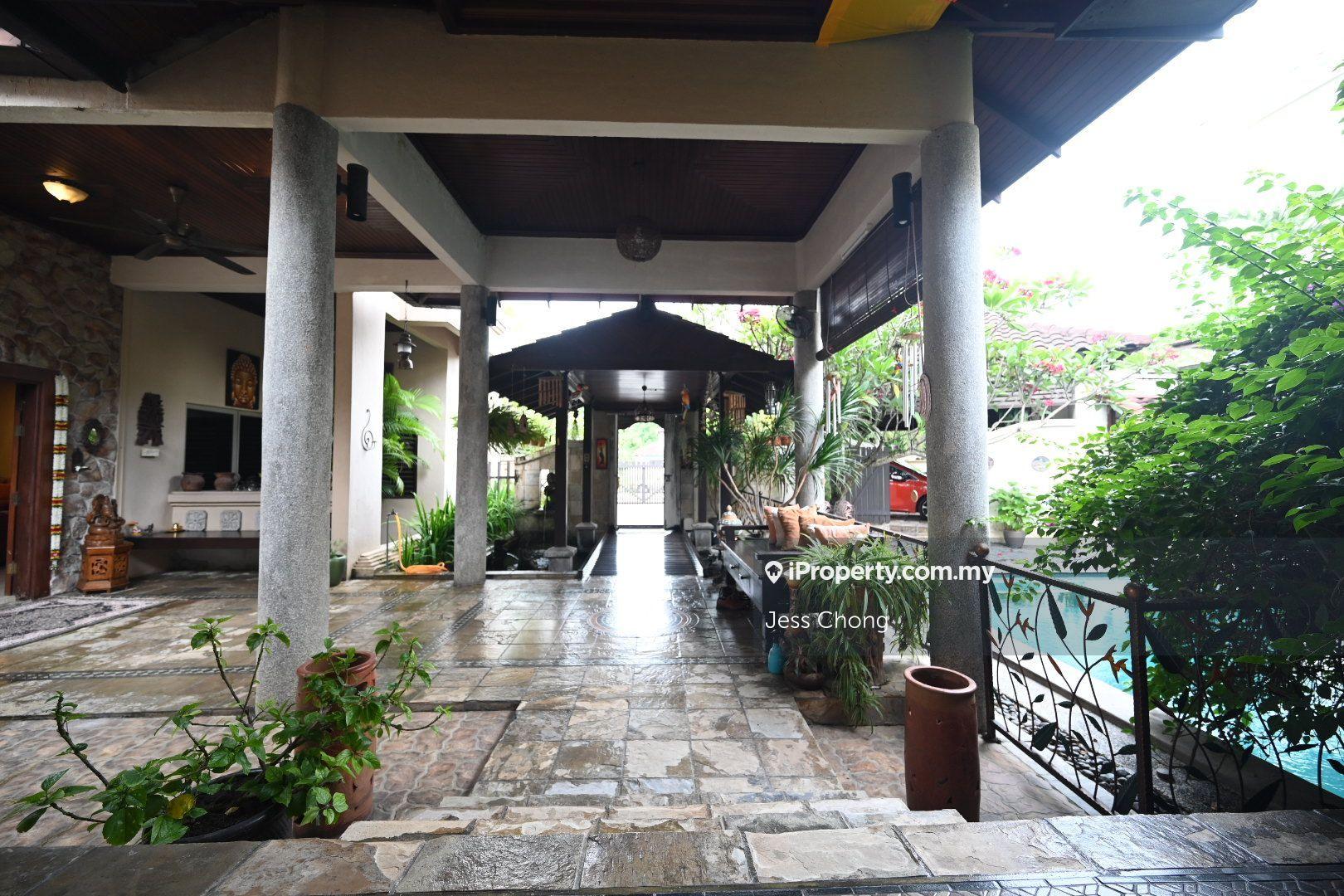 Stunning balinese style bungalow for Rent
