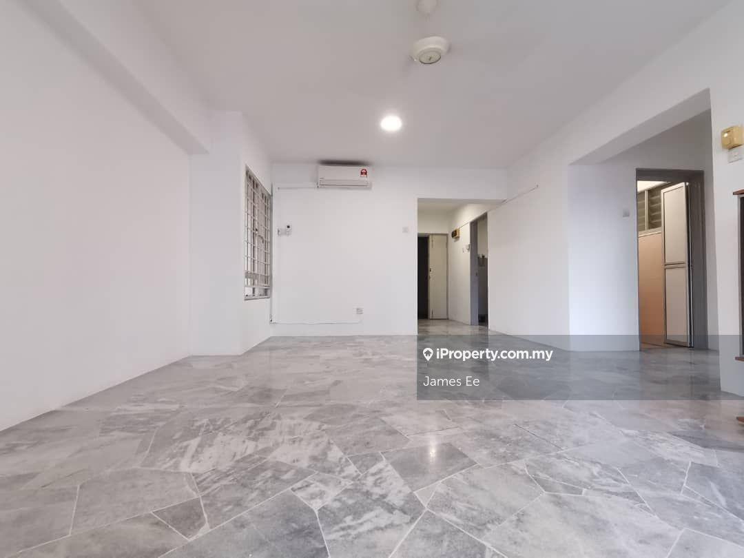 Prime Location Near amenities