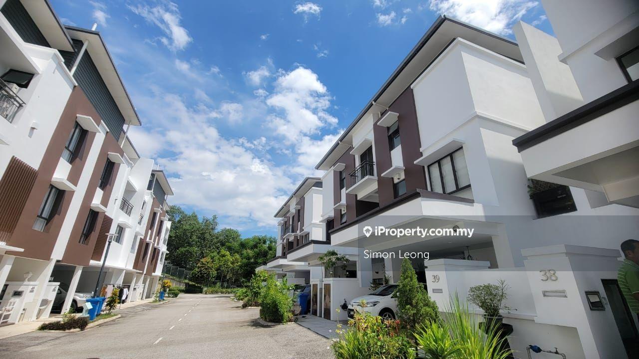 Beautiful gated guarded house on the hill with superb view