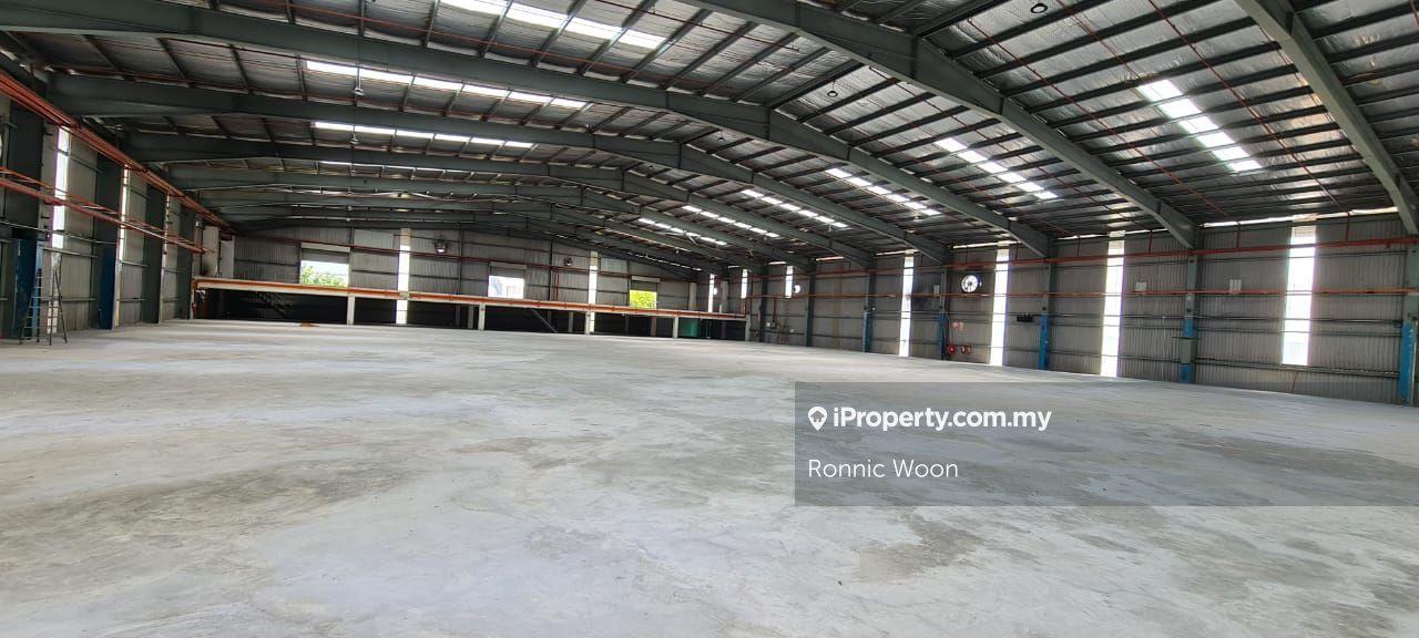 1.5 Storey Semi D Factory Warehouse at Meru Klang For Sale