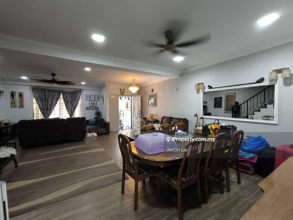 Bukit Rahman Putra Double Storey Terrace House For Sale