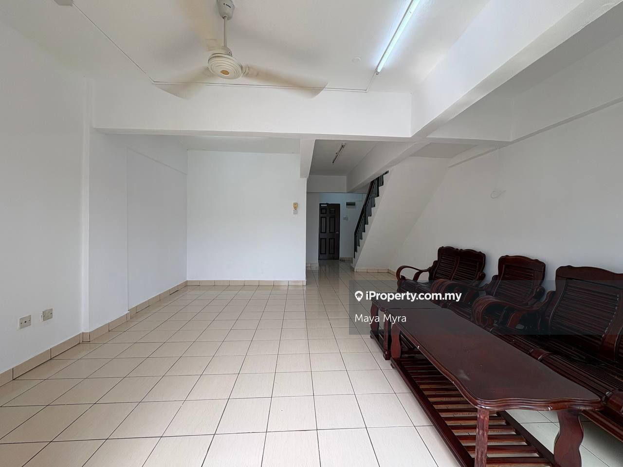 For Sale 2 Storey Duplex Casmaria Apartment Taman Samudera, Batu Caves