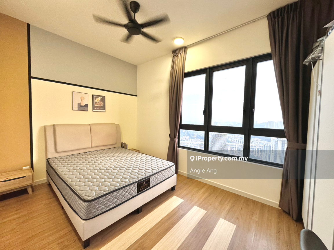 Linked Bridge To MRT !! Nice Room High Floor !! Viewing Anytime !!