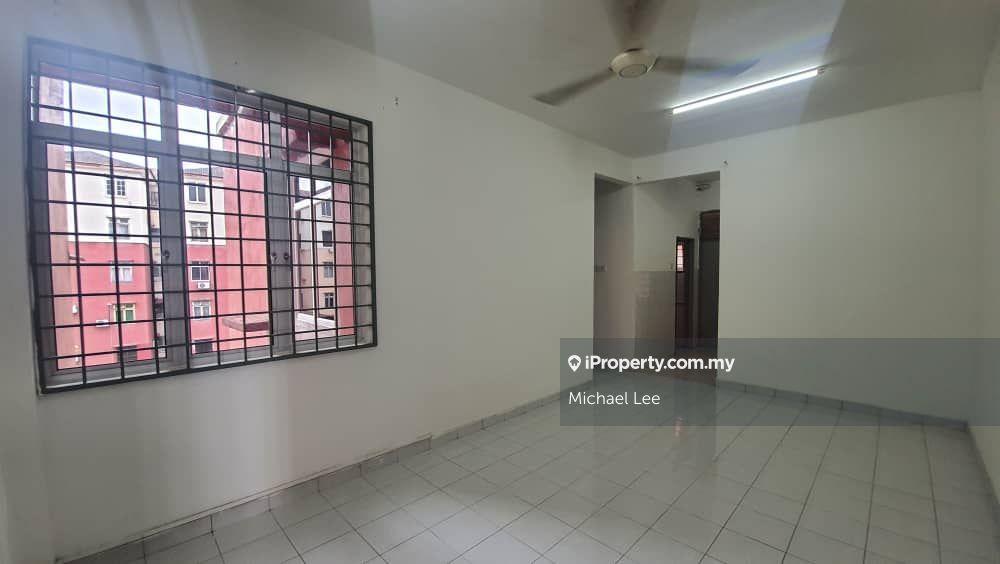 Prime Puchong Area, Close to Amenities, Near H/way & Train Lines