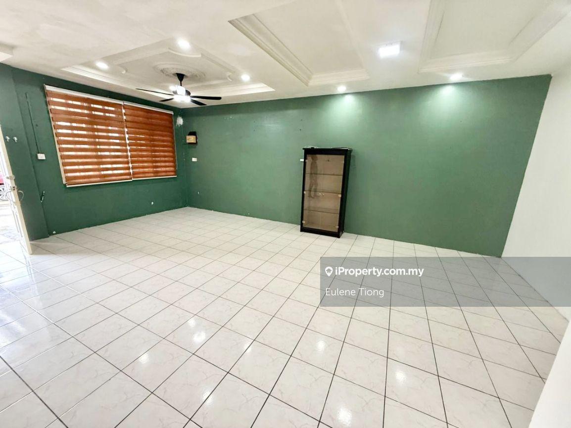 Bdc - Double Storey Intermediate House 