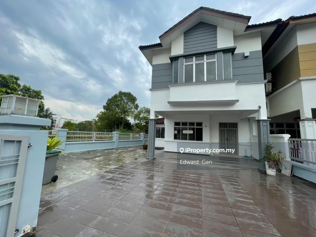 Double Storey House For Sale @ Bandar Uda Utama