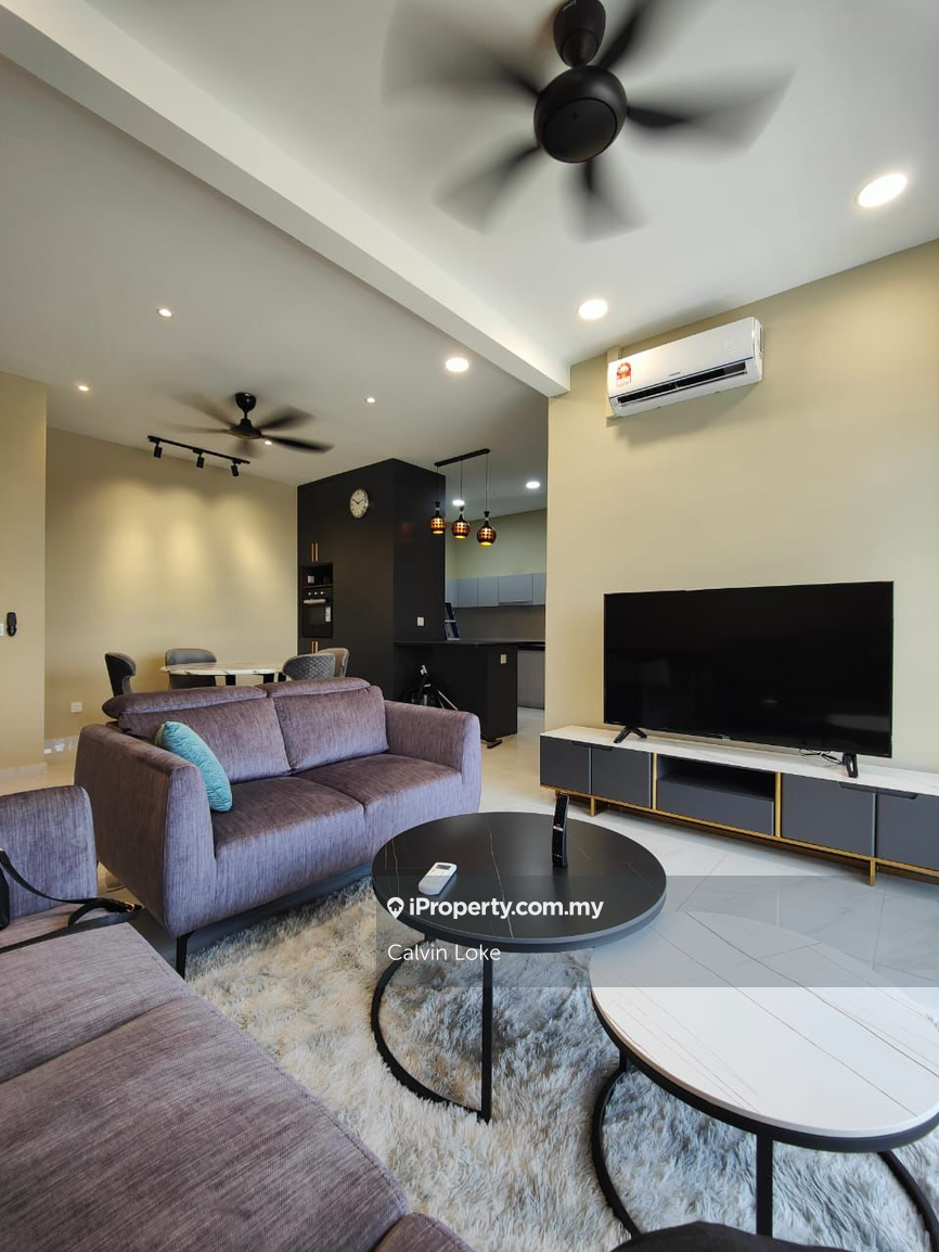 Equine Residence, Sri Kembangan
