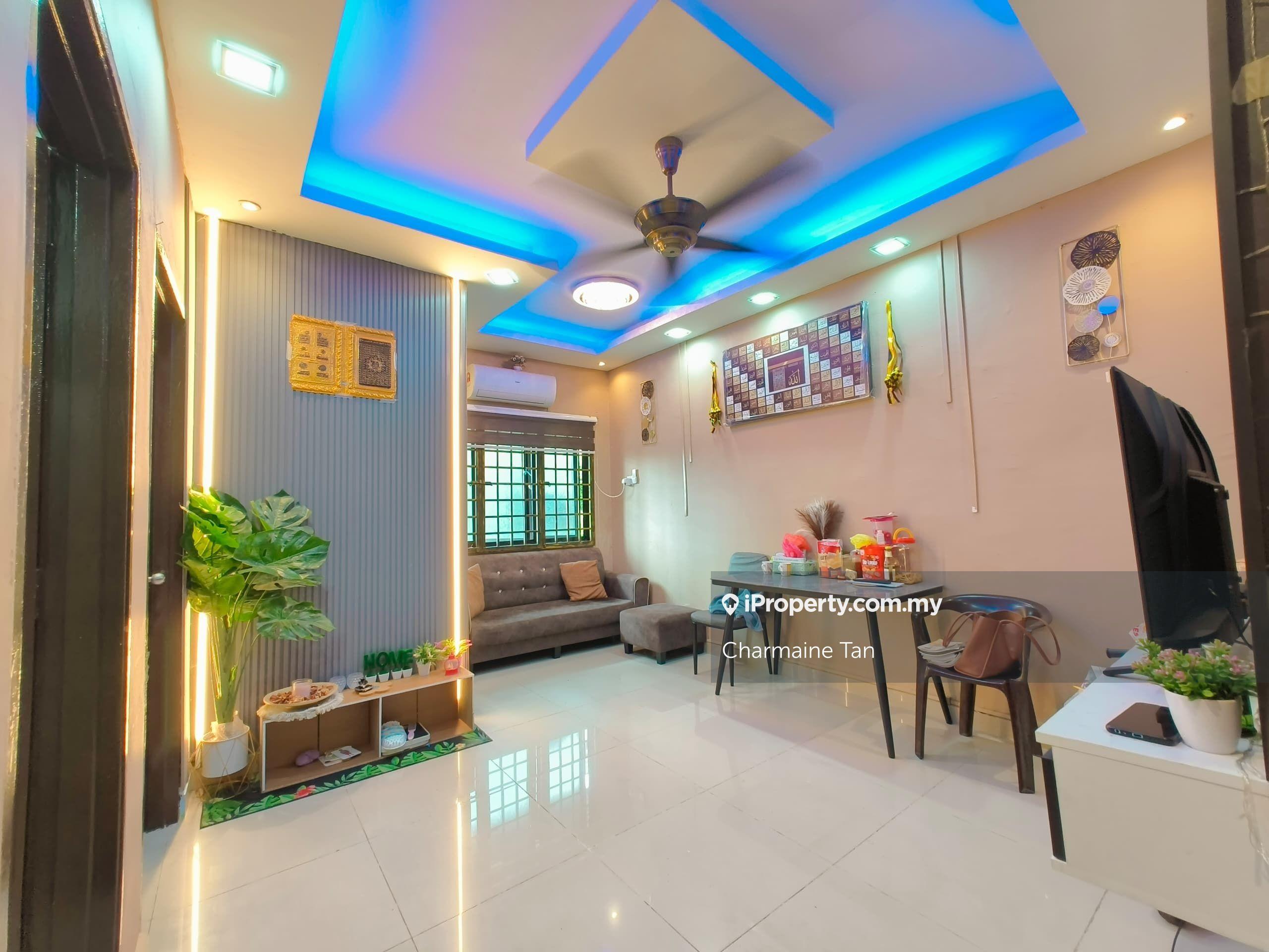 Gated guarded full reno bumi unit KL low cost strata can mark up loan