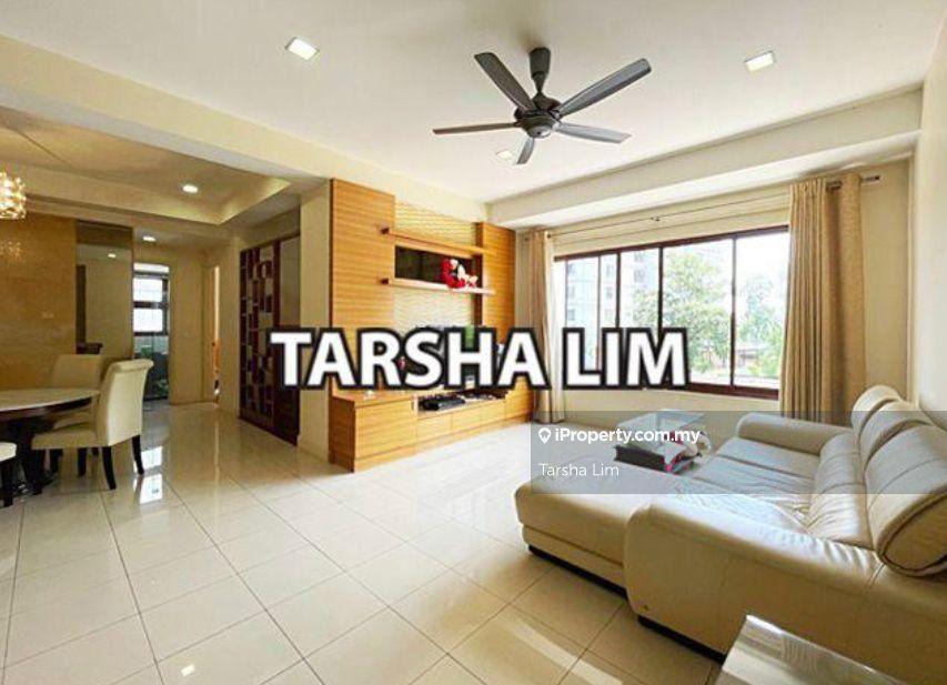 Well partly furnished unit with 4rooms located at quiet location