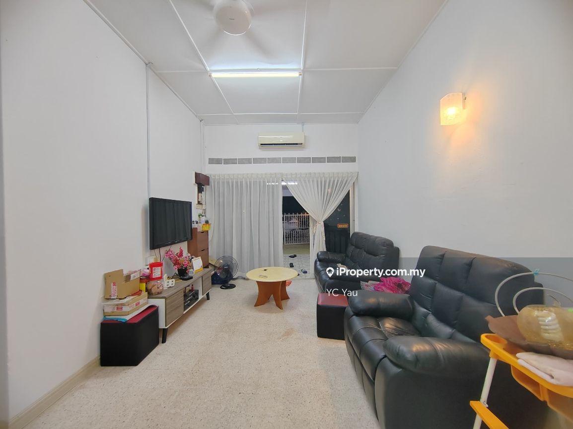 Single Storey Terrace Taman Bukit Melaka Bukit Beruang Freehold