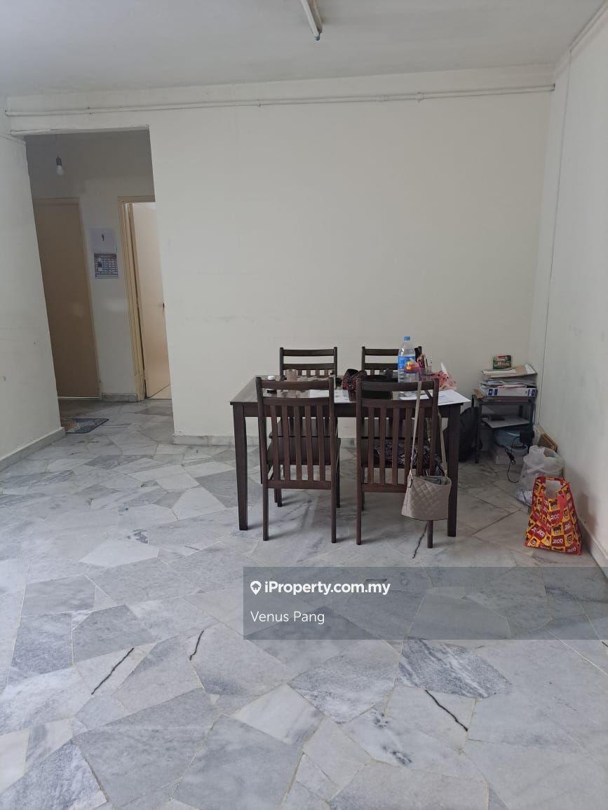 De Tropicana Condo near MRT Kuchai lama