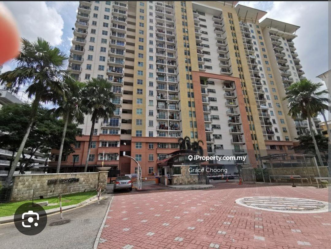 Lakeview Suites Apartment at Austin Perdana JB