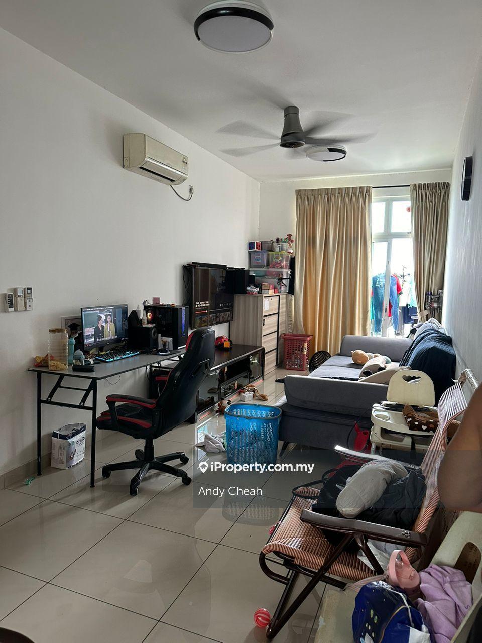 For Sale Sks Habitat @ Larkin Mid Floor 