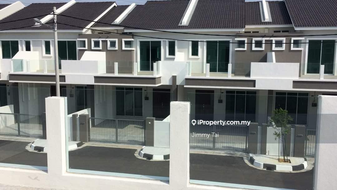 Taman Seri Juru, 2 Storey Terrace House for Rent