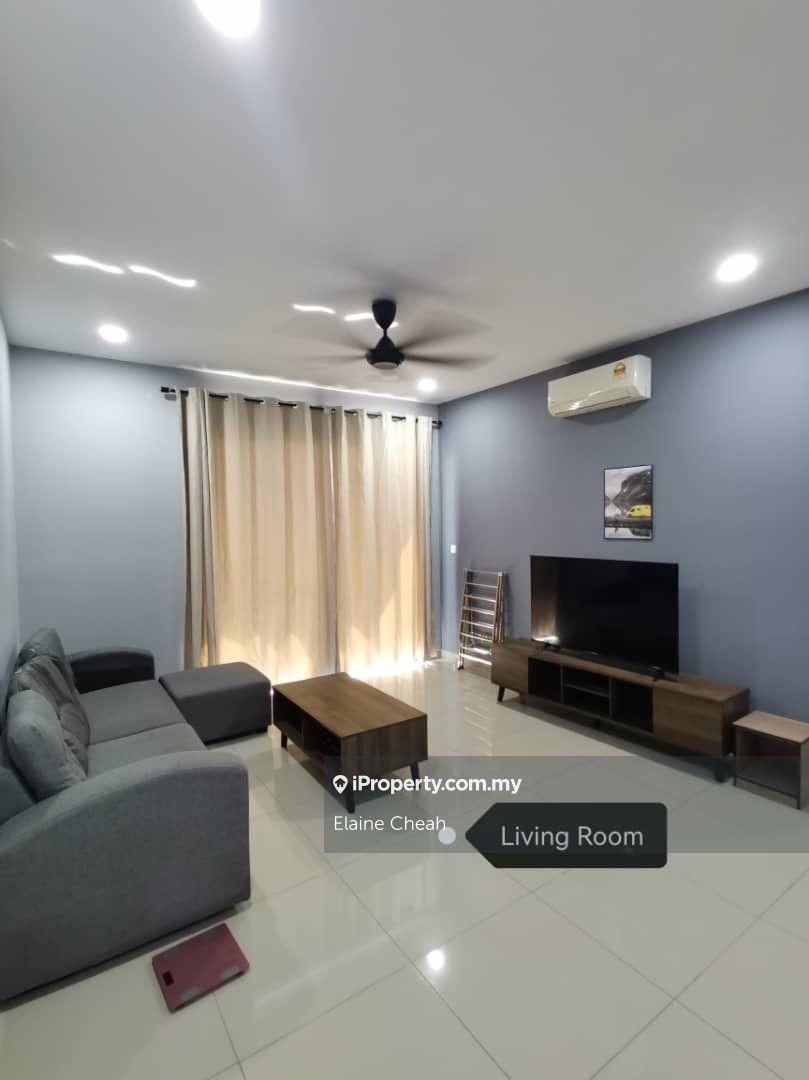 Short Walk to Shopping Mall, Fully Furnished, Near Selayang Hospital