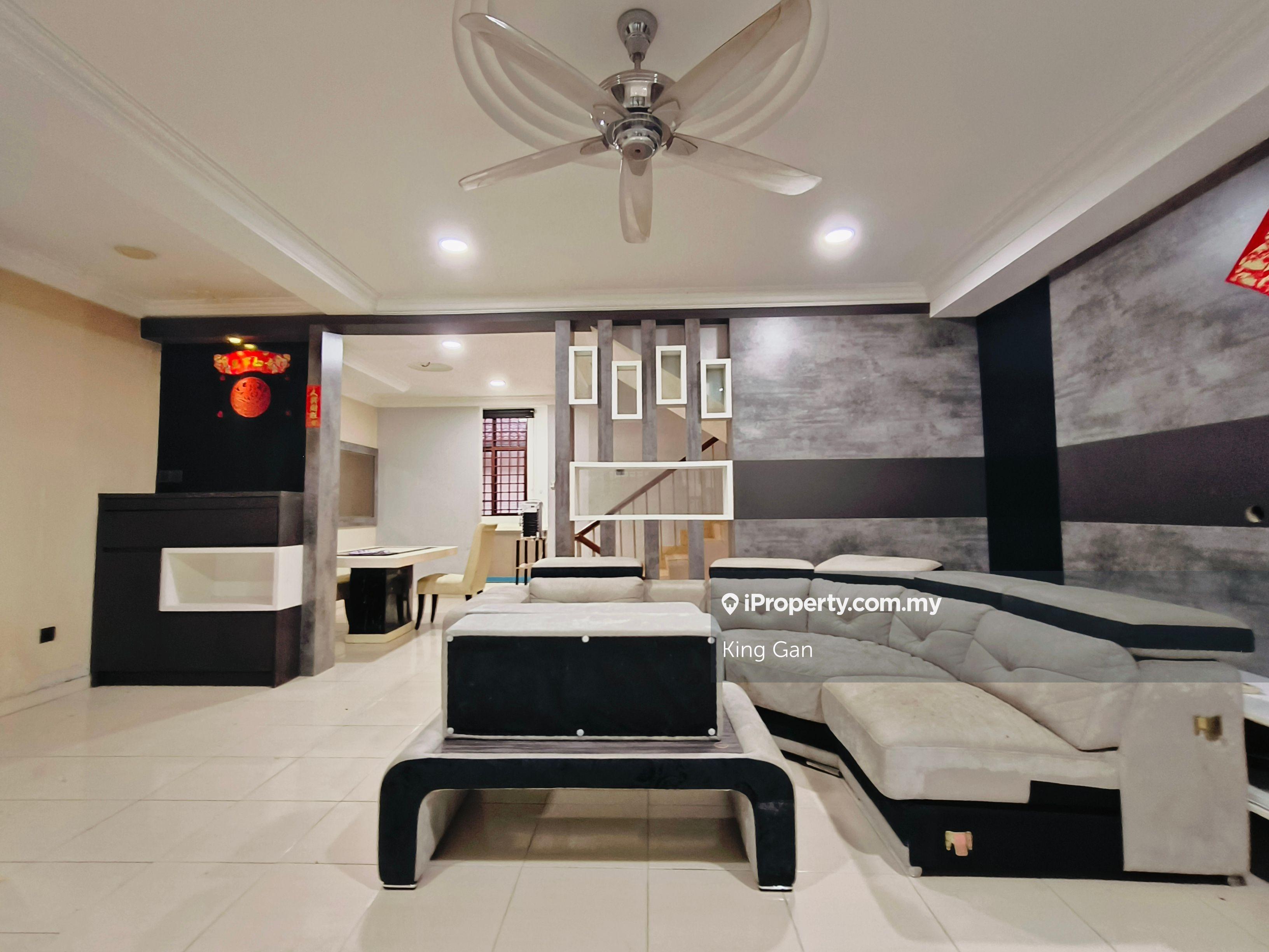 Super Cheap I 2.5 Storey I Renovated I Gated Guarded