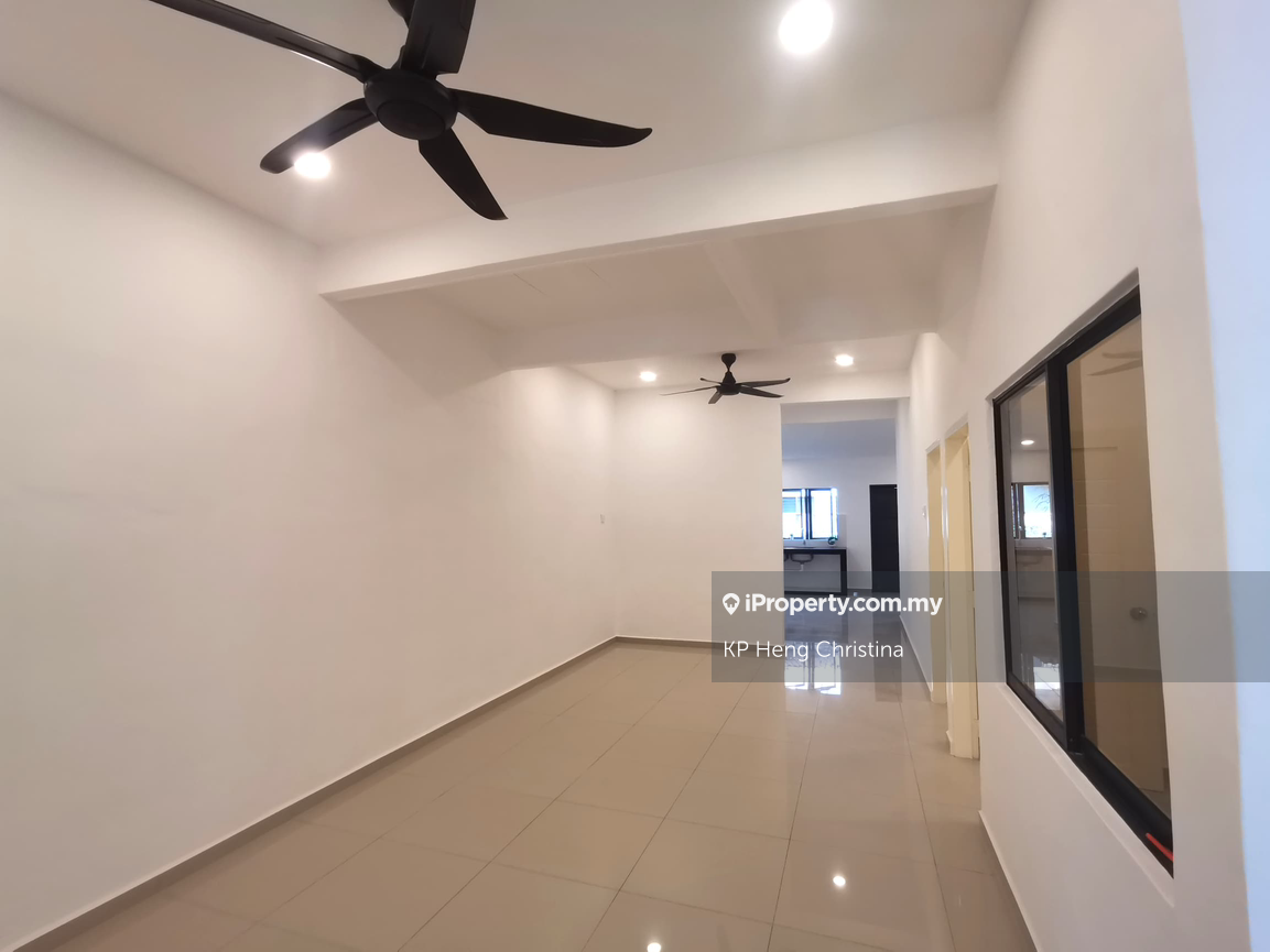 Bukit Beruang , freehold single storey house for sale