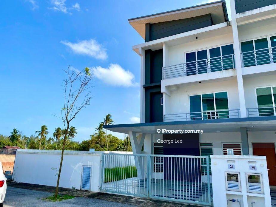 Peramu Jaya, Kuantan - Semi-Detached  3 Storey