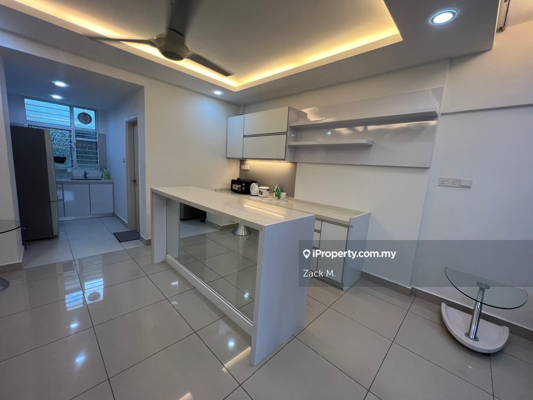 Summerton Studio Unit For Sale - Persiaran Bayan Indah Penang