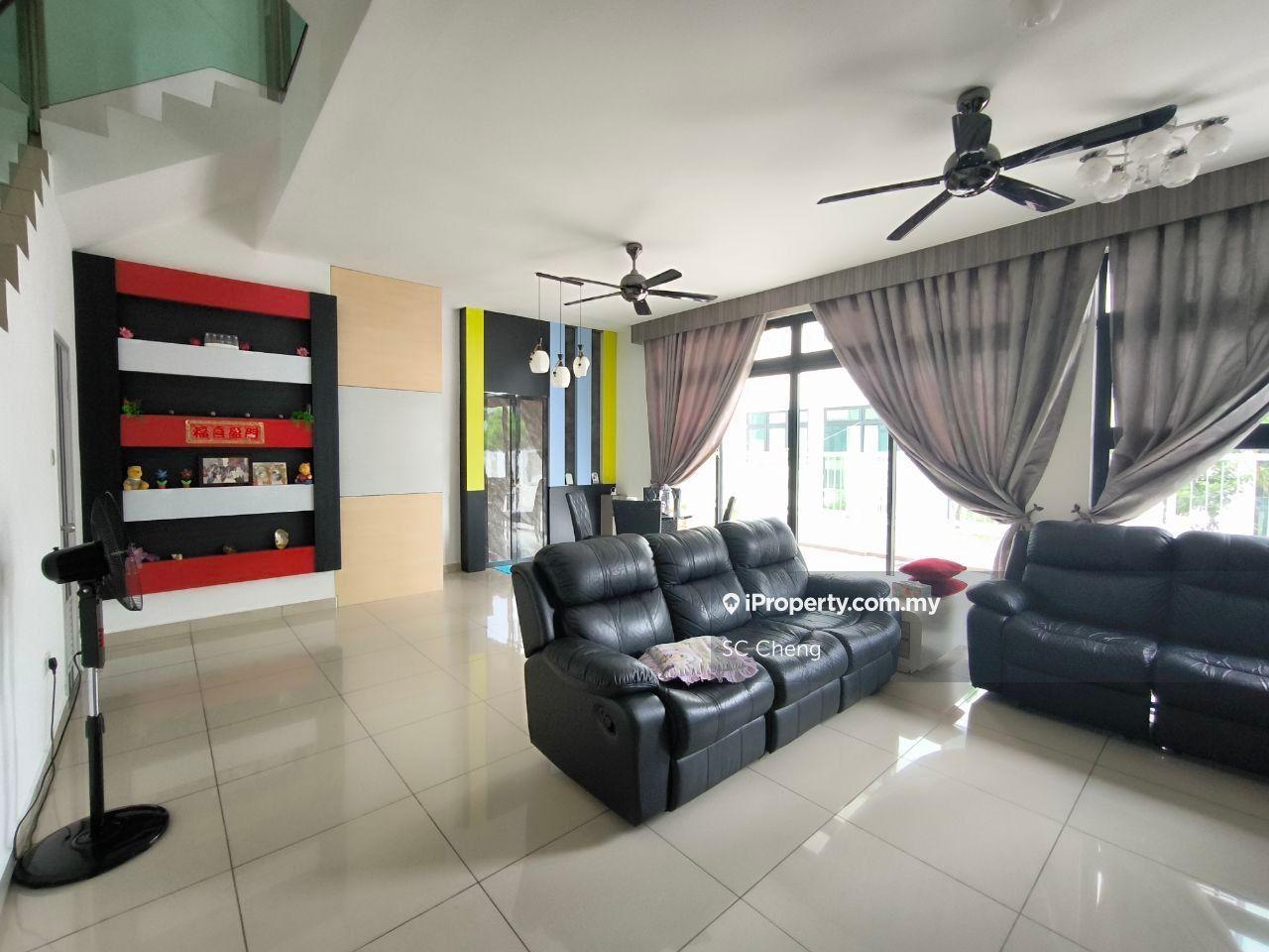 3 Storey Cluster House @ Opal Mutiara Mas