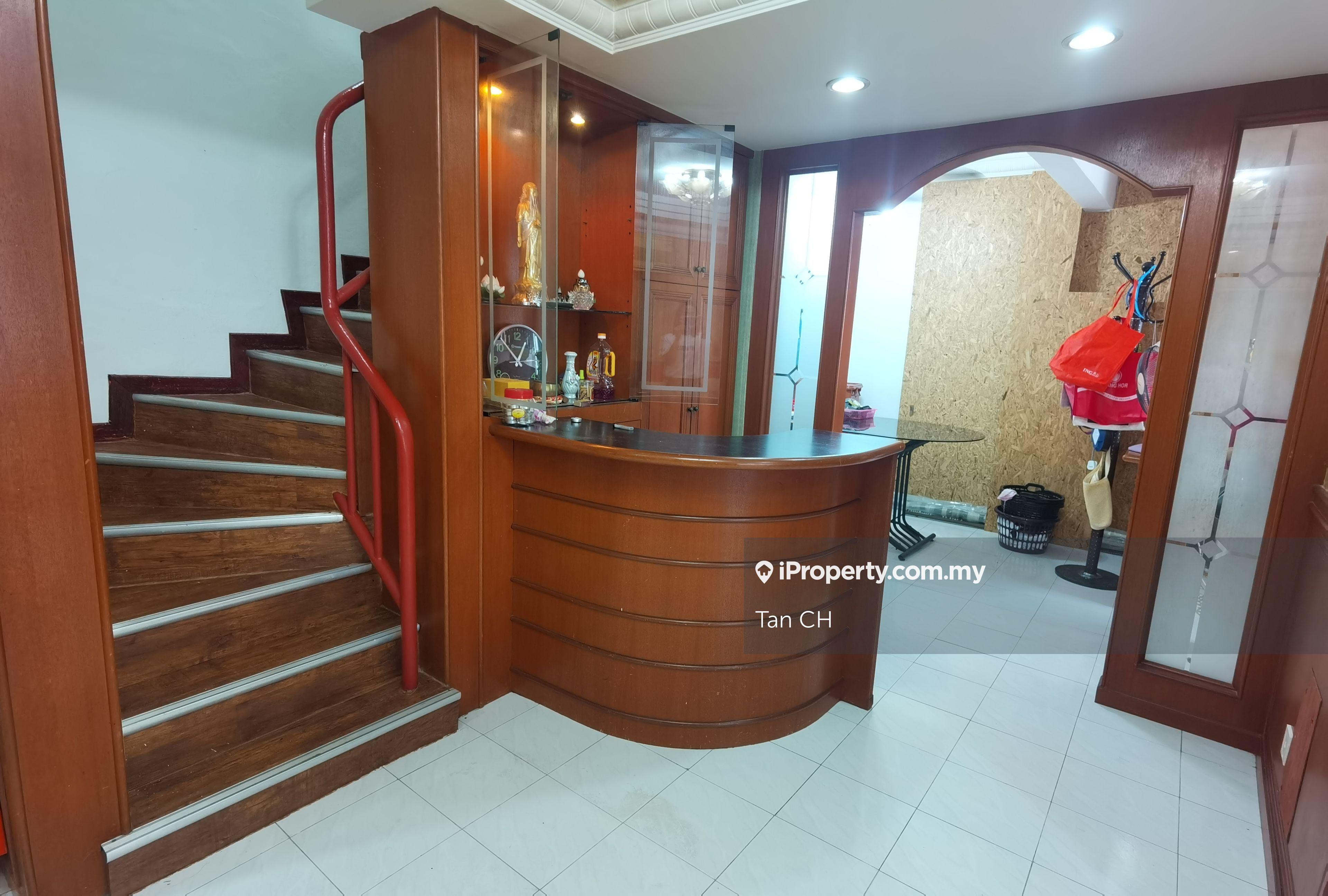 Duplex Apartment 1st floor unit for sale @Kota Laksamana Utama Melaka