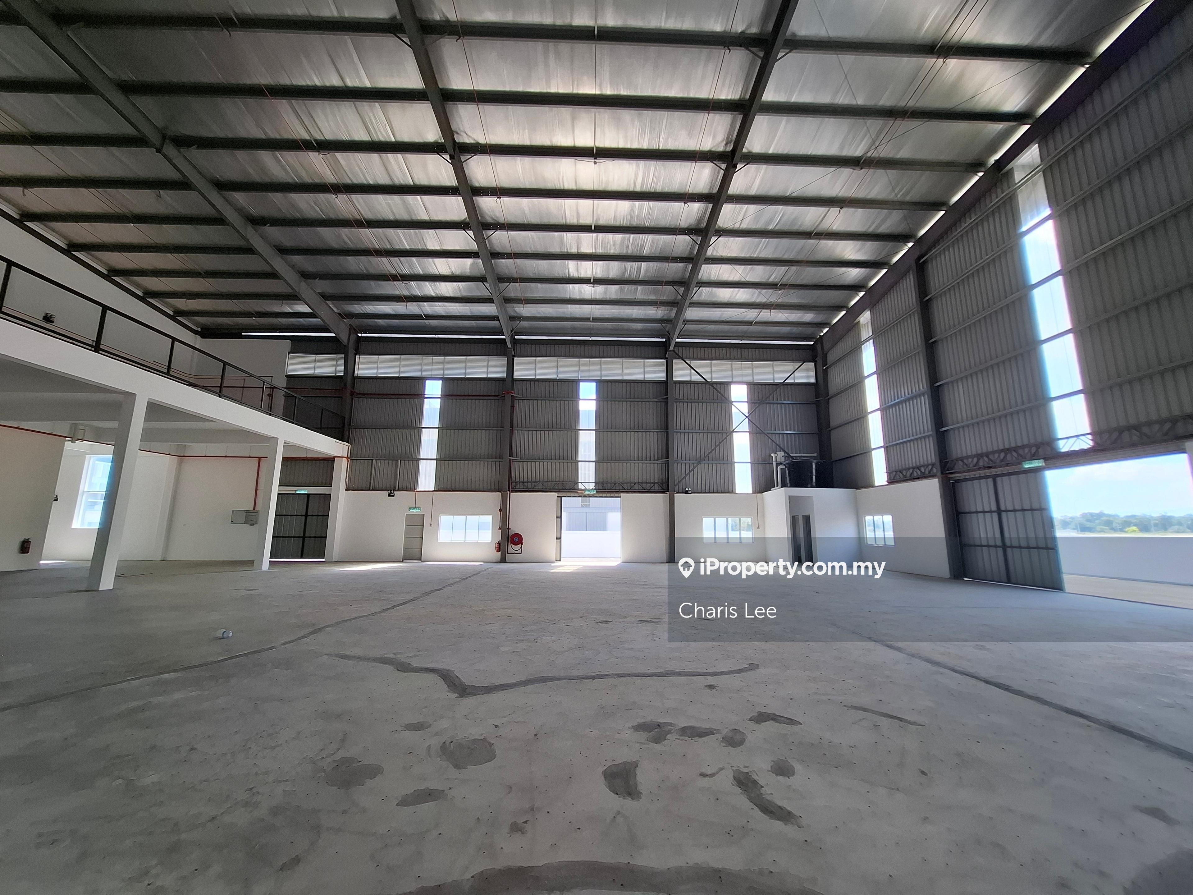 Brand new corner lot. With Lift. 2.5t floor load. Fully tiled office.