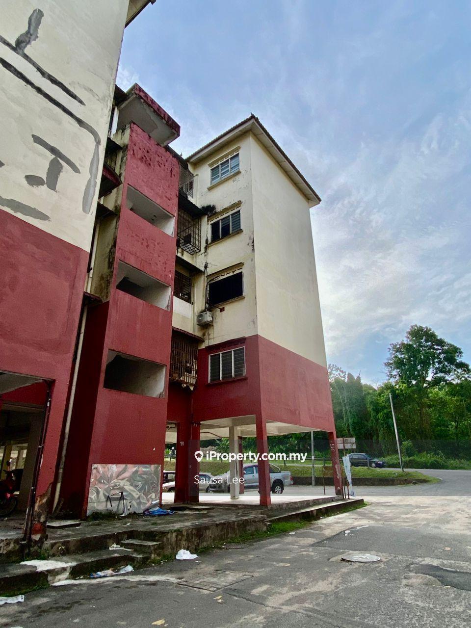Pulai Utama Low Cost Flat For Sale