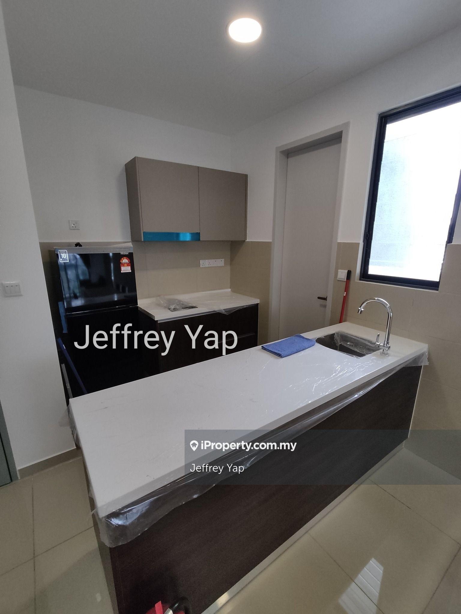 Suria Garden @ Puchong Utama (Fully Furnished Brand New unit)