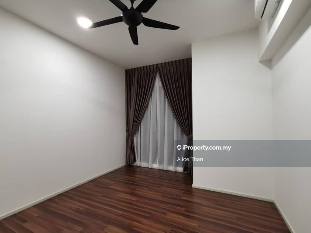 Sqwhere SOVO @ Sungai Buloh, MRT link Bridge
