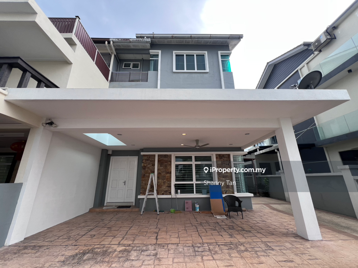 Freehold Semi-D Below Market Price