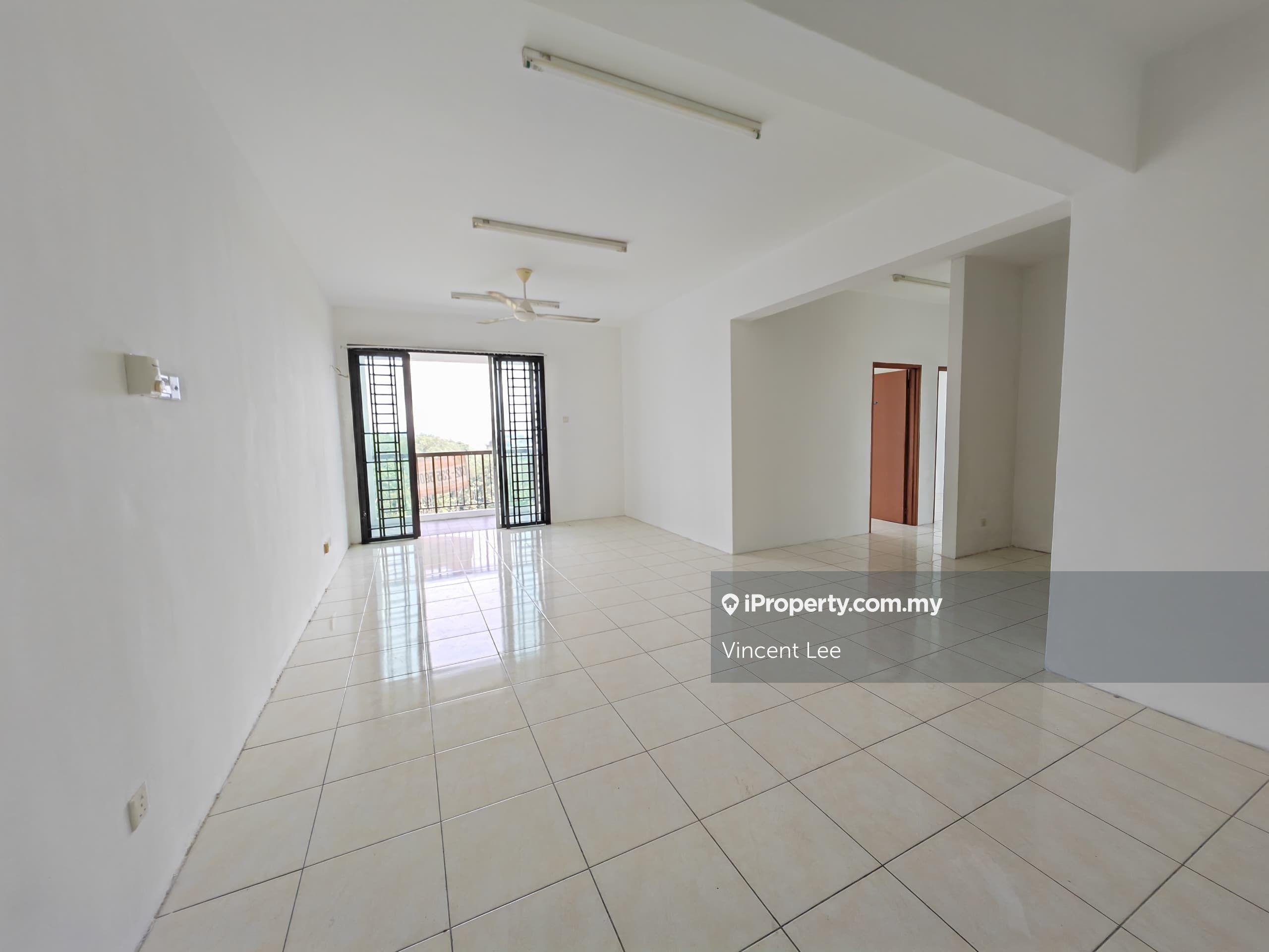 Green Suria Bandar Tun Hussein Onn Apartment for Rent