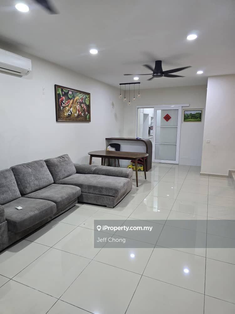 Penduline @ Bandar Rimbayu, 2 Storey 4r3b Partially Furnished For Sale