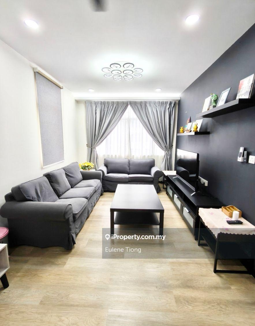 Prima Bintawa Apartment - Fully furnished (Very Nice)