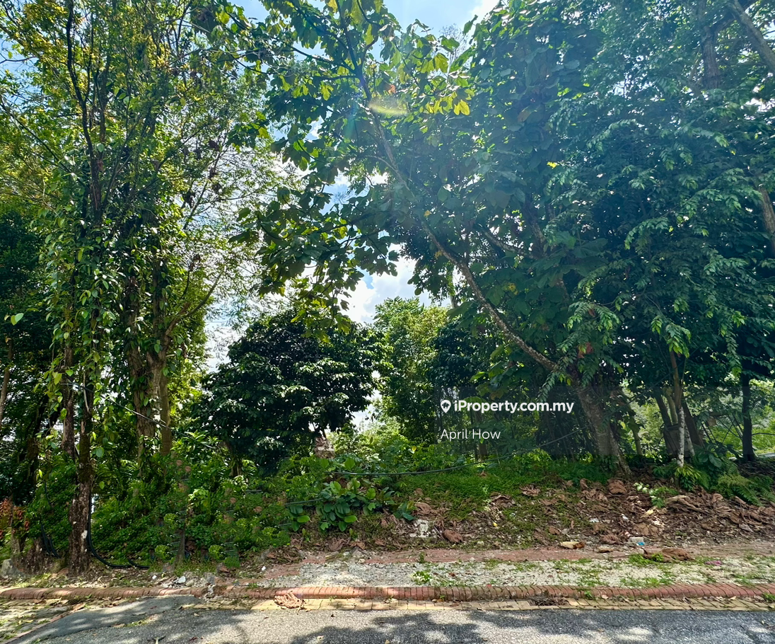Corner residential land w stunning serenity greens view 