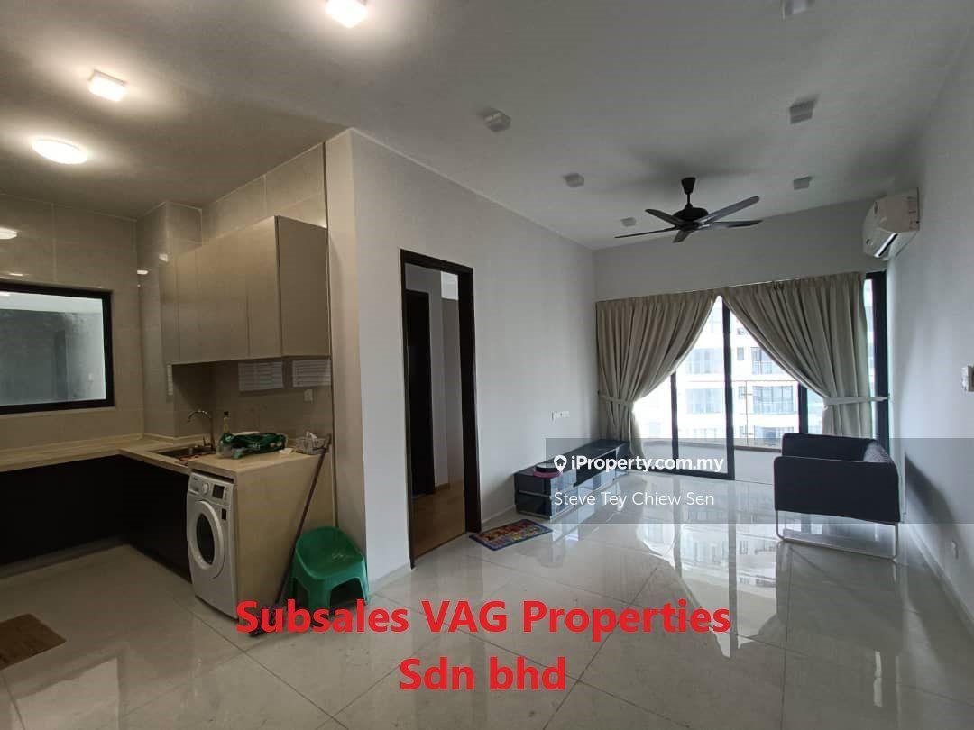 Fully furnished & Partial renovated Condo in good condition