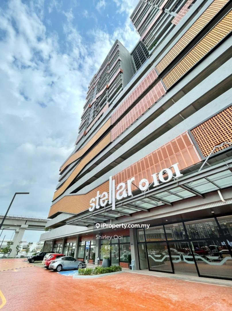 Brand new sovo office unit, close to LRT station