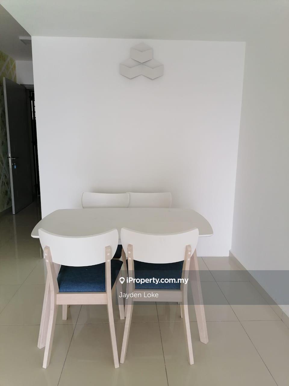 Axis Crown,partially furnish, 2r2b