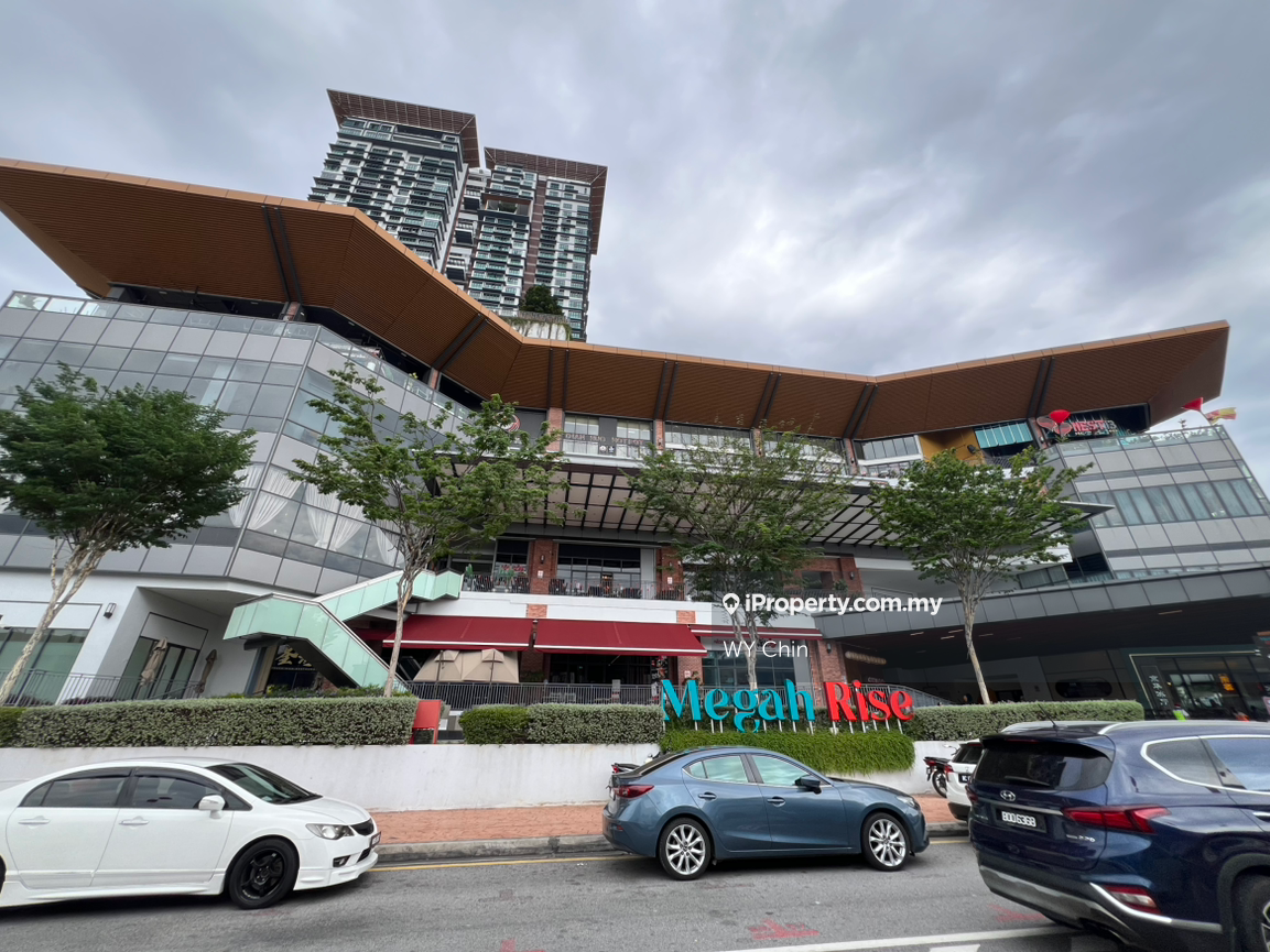 3 Storey Limited Shop For Sale