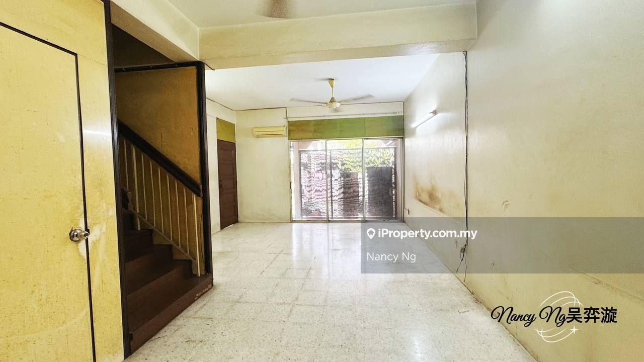 Taman Inderawasih 2 storey terrace bare unit good feng shui Best Buy